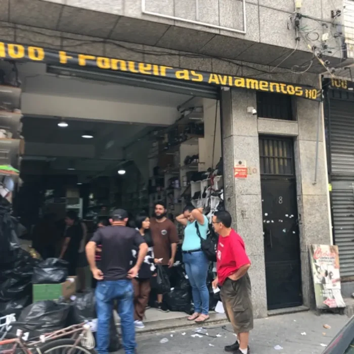 100-fronteiras-rua-sampson-110_fachada_041220251618