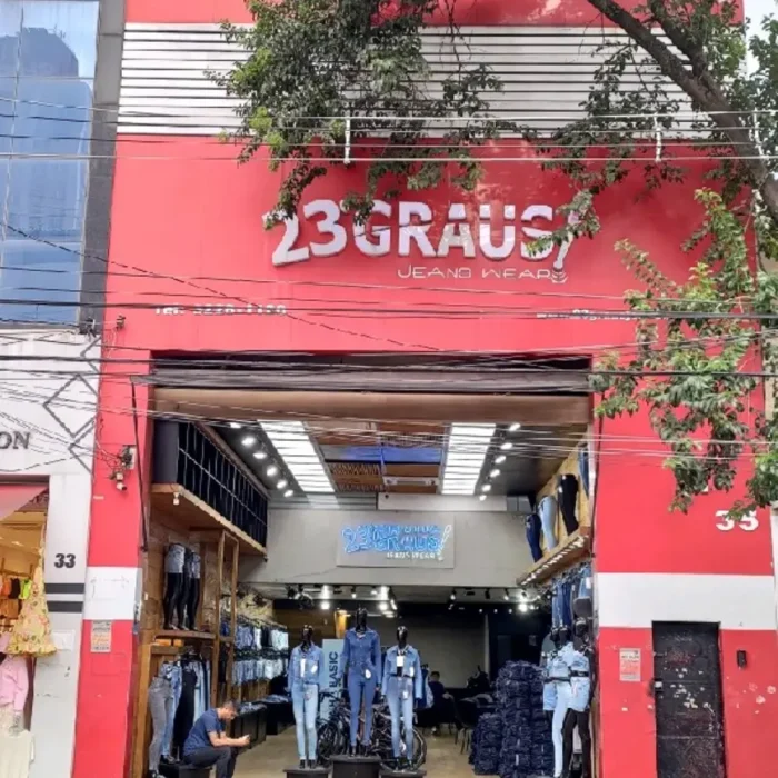 23-graus-jeans-wear-avenida-vautier-35_fachada_-1