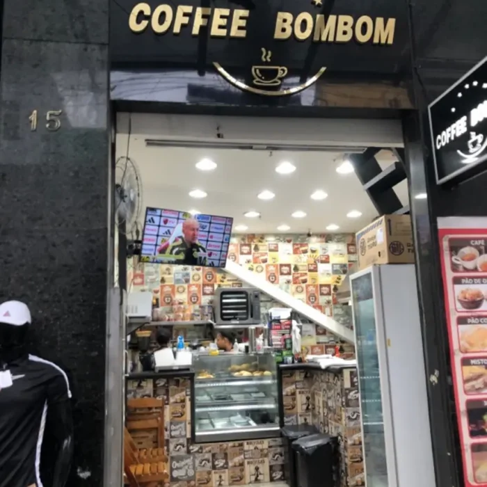 Coffe-20BombomRua-20Conselheiro-20Belis-C3-A1rio15.Foto-20da-20Fachada-20API.184400.webp
