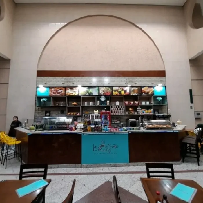 La-20Gota-20CafeteriaRua-20Miller561.Foto-20da-20Fachada-20API.163043-1.webp-1