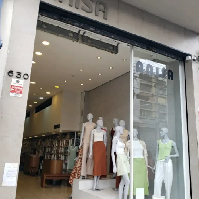 anisa-rua-maria-marcolina-630_fachada_070720251607