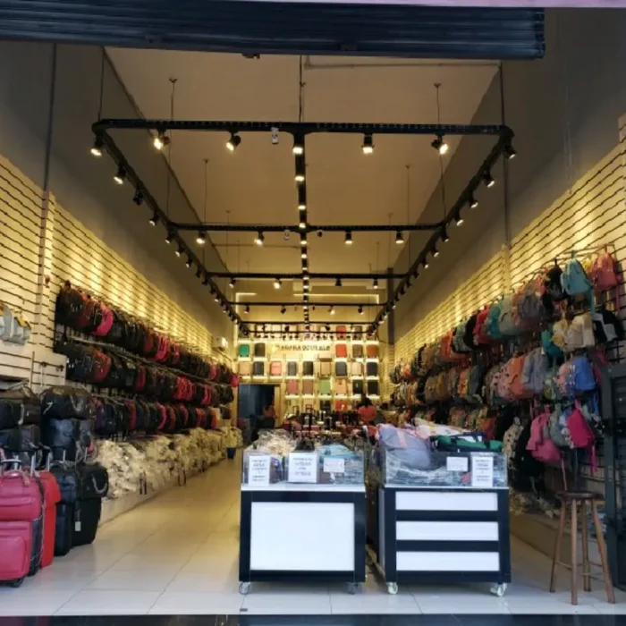 arara-dourada-rua-barao-de-ladario-879_fachada_060220251505