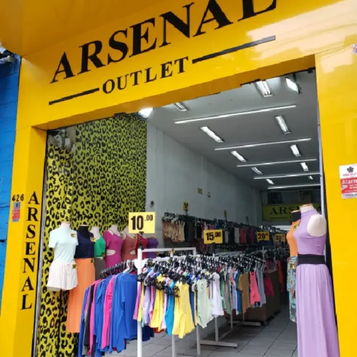 arsenal-outlet-rua-maria-marcolina-426_fachada_040220251146.webp