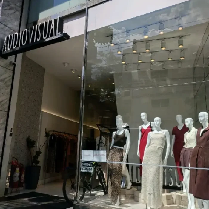 audiovisual-rua-casemiro-de-abreu-518_fachada_260220251418.webp