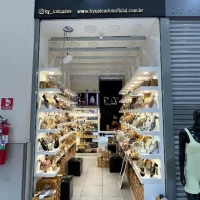 b-e-y-calcados-rua-barao-de-ladario-566-20_fachada_.webp
