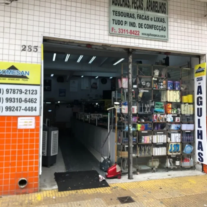 comesan-agulhas-e-pecas-rua-eliza-whitacker-285