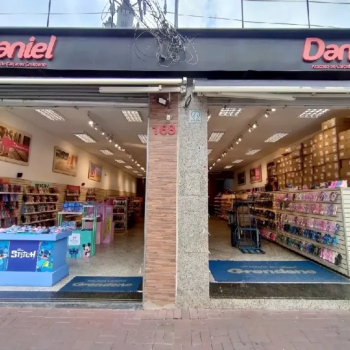 daniel-atacado-rua-cavalheiro-166_fachada_230520251135