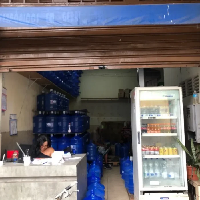 disk-agua-thamythay-rua-dr-costa-valente-81_fachada_091220251358