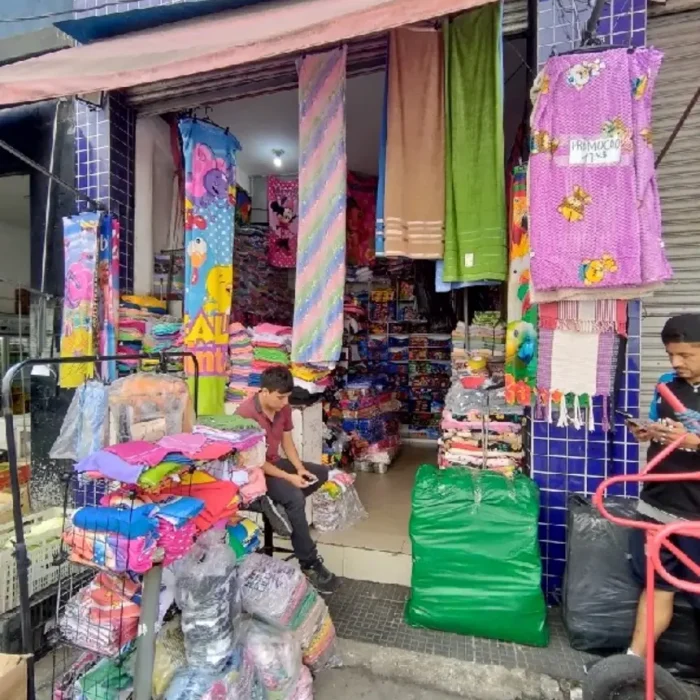 doris-toalhas-rua-da-praia-dos-lavradores-20_fachada_010420251036-2