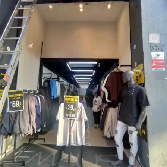 emaus-moda-basica-rua-oriente-530