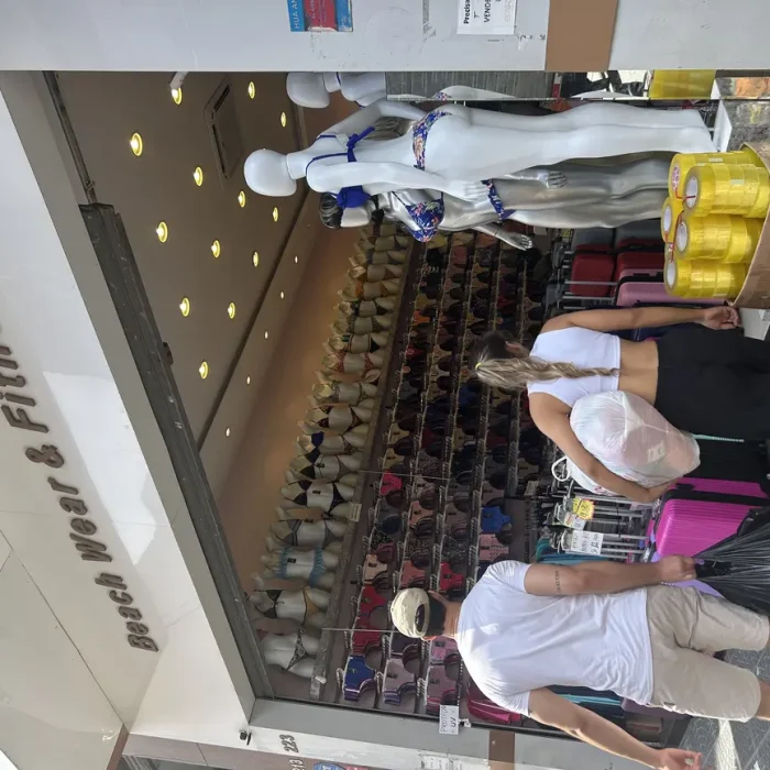 fantasy-boutique-rua-eliza-whitacker-223