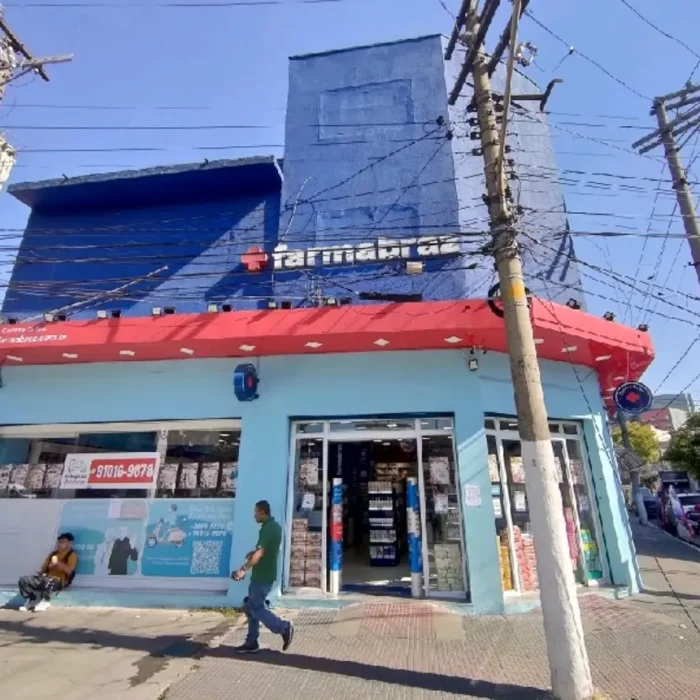 farmabraz-praca-eduardo-rudge-45_fachada_200520251429-1