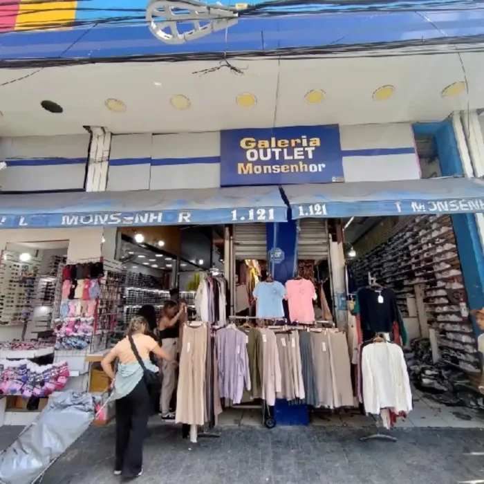 galeria-outlet-monsenhor-rua-monsenhor-andrade-1121_fachada_300420251232-1
