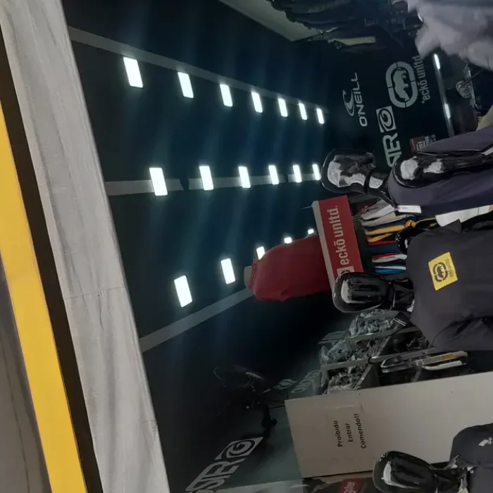 golden-surfwear-rua-oriente-833_fachada_041220241050-1