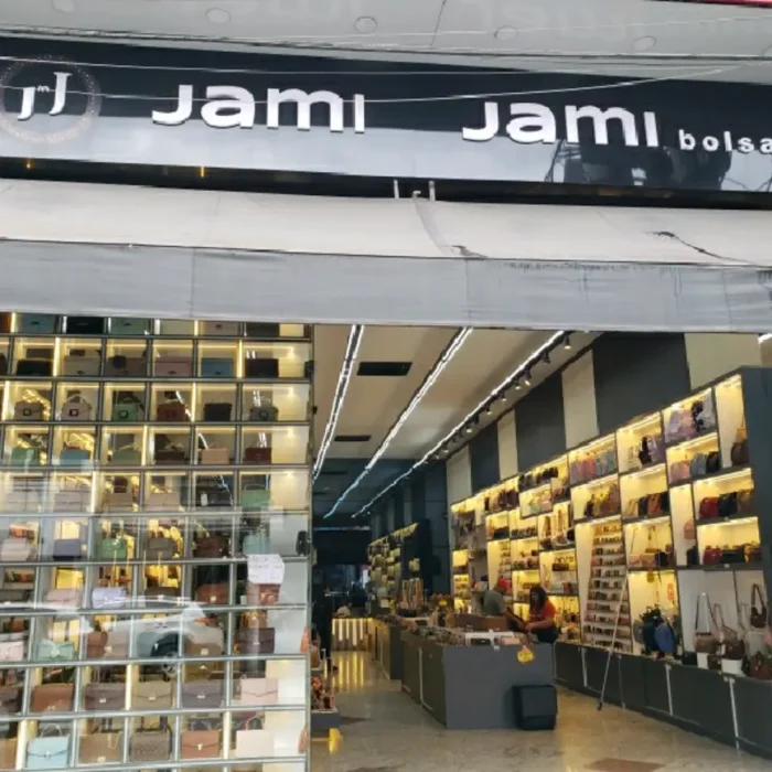 jami-jami-bolsas-rua-maria-marcolina-650