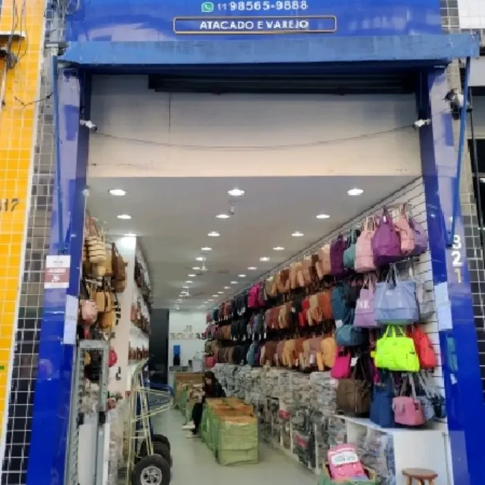 ji-bolsas-rua-rio-bonito-1821_fachada_-2