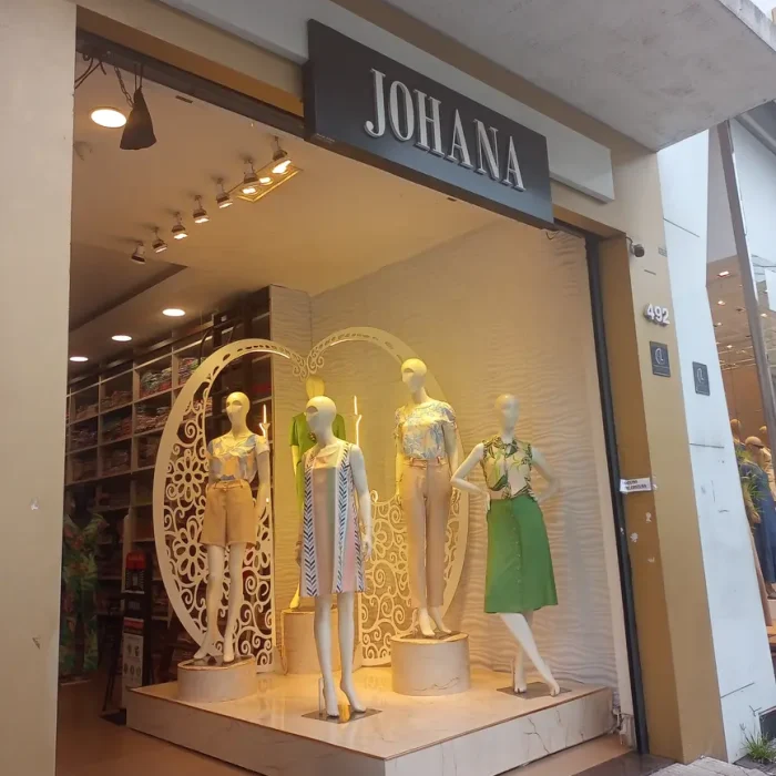 johana-rua-casemiro-de-abreu-492_fachada_041220241136-1