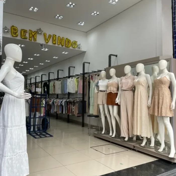 jun-fashion-rua-rodrigues-dos-santos-664_fachada_