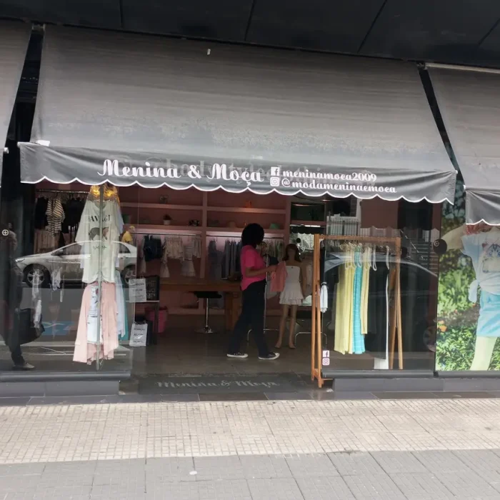 menina-e-moca-rua-doutor-ricardo-goncalves-206_fachada_041220241250-1