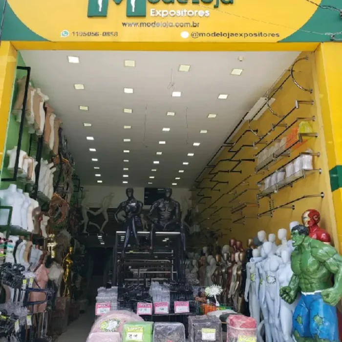 modeloja-expositores-rua-joao-teodoro-1551