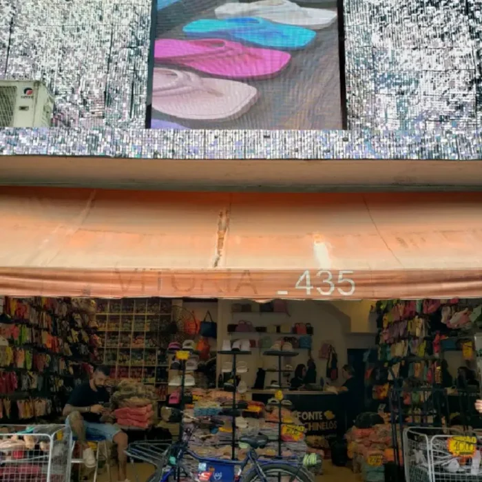 na-fonte-dos-chinelos-rua-rodrigues-dos-santos-435_fachada_140220251225