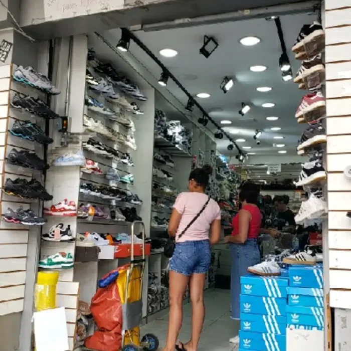 parada-do-tenis-rua-hannemann-473_fachada_140120251227