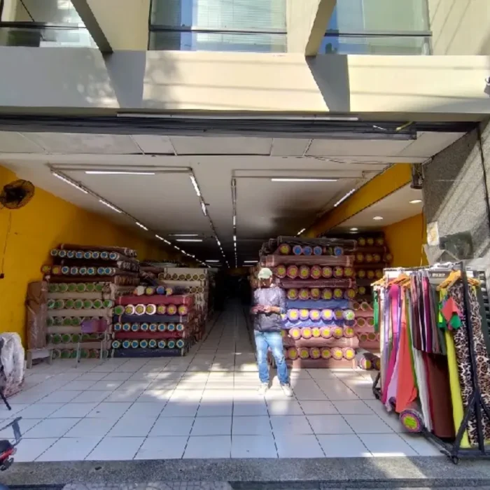 rainha-tecidos-rua-maria-joaquina-92_fachada_150520251409