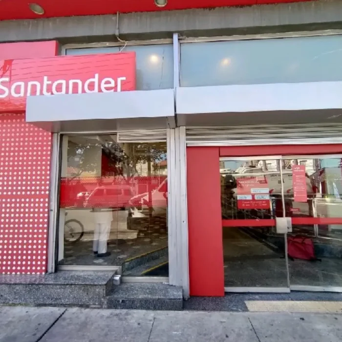 santander-praca-eduardo-rudge-14_fachada_200520251309