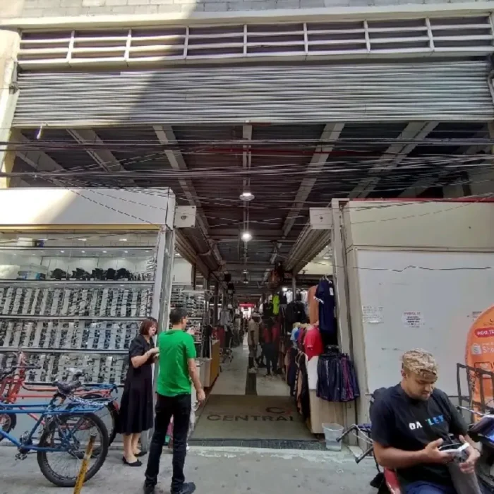 shopping-central-rua-da-praia-dos-lavradores-19_fachada_010420251047