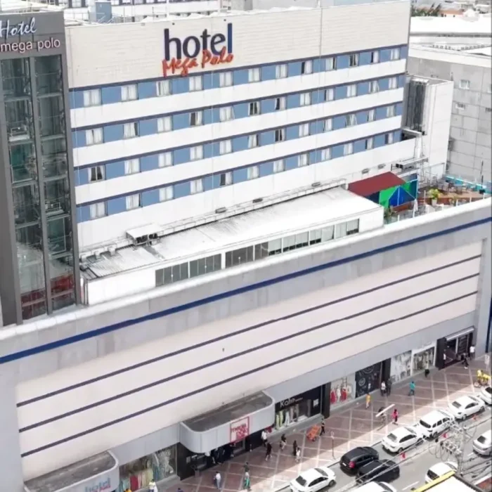 shopping-mega-polo-moda-rua-barao-de-ladario-670_fachada_221020240000