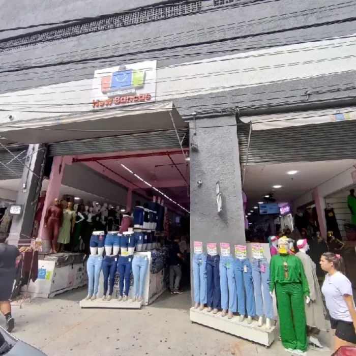 shopping-new-bancas-rua-alexandrino-pedroso-336_fachada_280420252308.webp