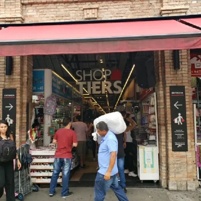 shopping-tiers-rua-hannemann-355_fachada_140120251306