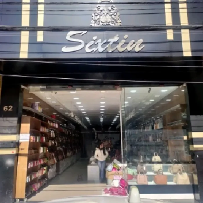 sixtin-bolsas-rua-henrique-dias-62_fachada_090120251246