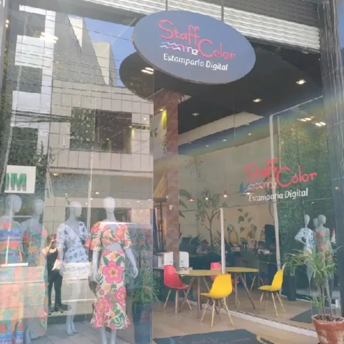 staff-color-estamparia-digital-rua-casemiro-de-abreu-726_fachada_060320251141