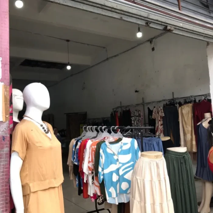 tarcisia-moda-avenida-celso-garcia-109_fachada_020120261317