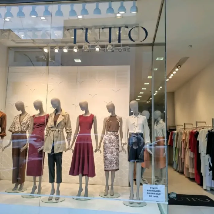 tutto-factory-store-rua-casemiro-de-abreu-433_fachada_270220251530