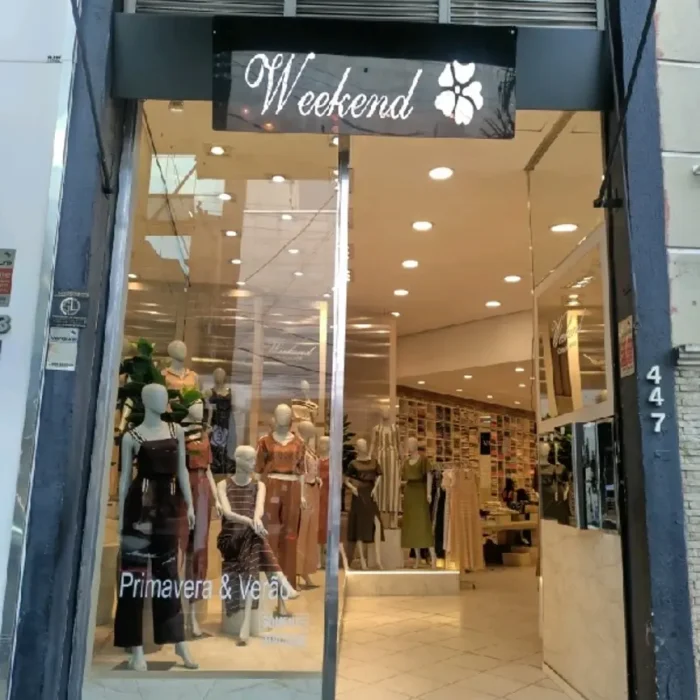 weekend-rua-casemiro-de-abreu-447_fachada_270220251440